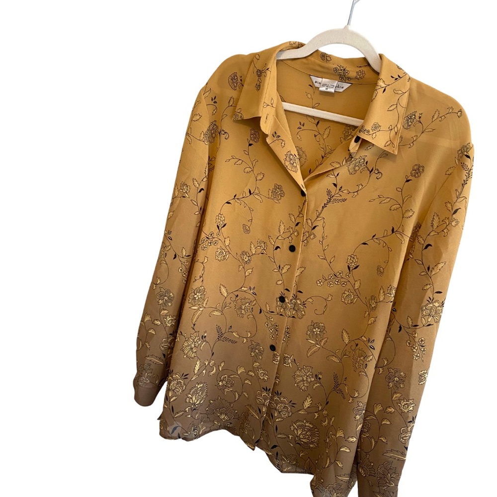 ✨Host Pick✨Ombre Floral Blouse